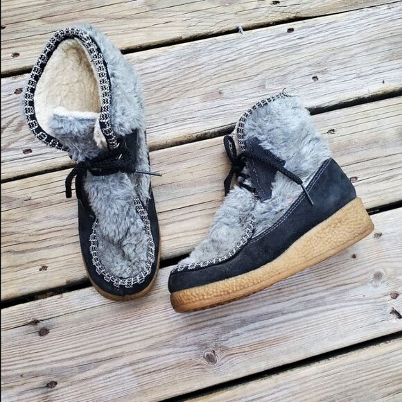 Vintage 70s Hippie Gray Faux Fur Black Sherpa Lined Lace-up Boho Ankle Boots 6 - Picture 9 of 9